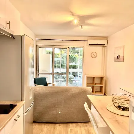 Apartment Chaleureux Studio - Calme Et Lumineux - Point Zero - Proximite Plage Et Centre